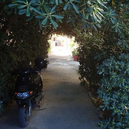 Adonis Beach Hotel Heraklion (Crete) Exterior foto