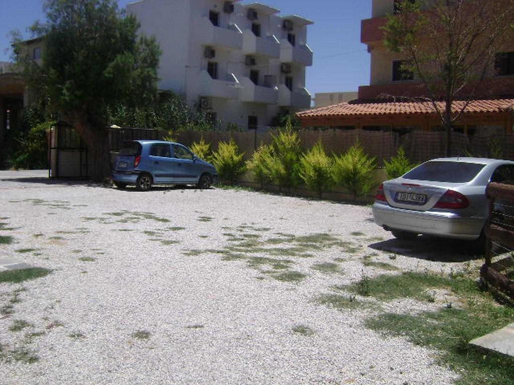 Adonis Beach Hotel Heraklion (Crete) Exterior foto