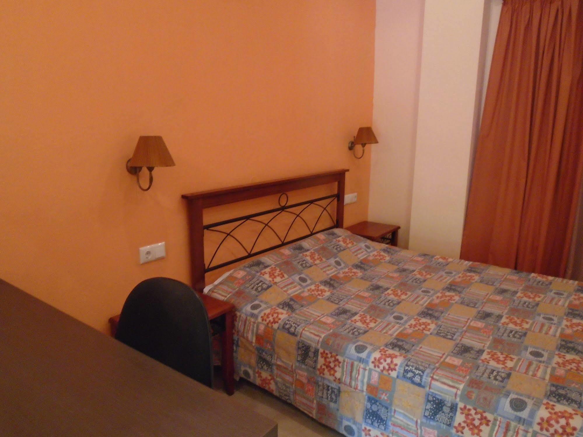 Adonis Beach Hotel Heraklion (Crete) Exterior foto